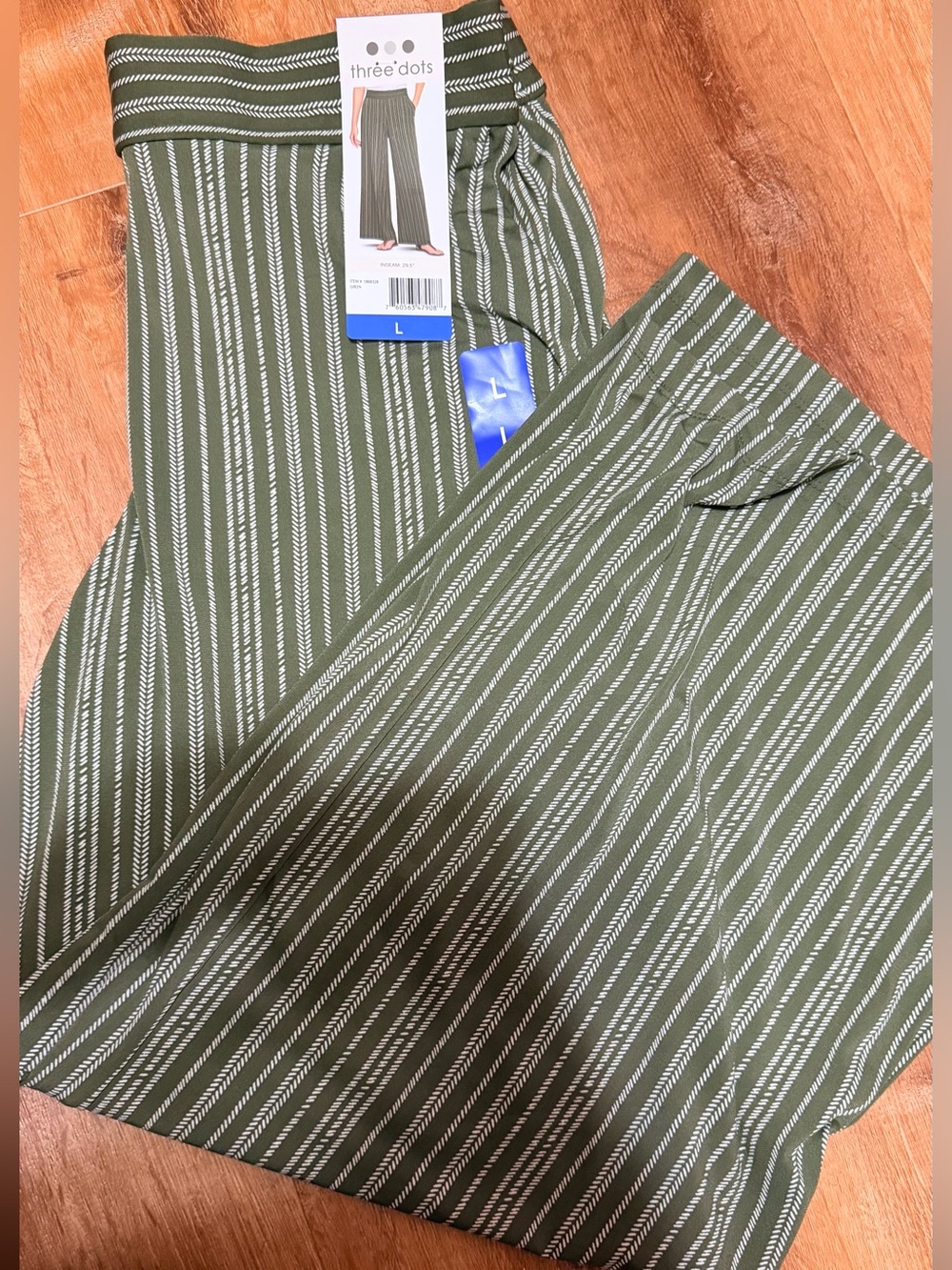 Three Dots Olive & White Striped Men’s Chinos